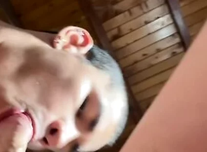 Sucked The Cock Of A 19-year-old Colombian White Top