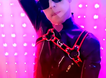Vide Clip Outtake for My New Reellatexrubberblackstyle