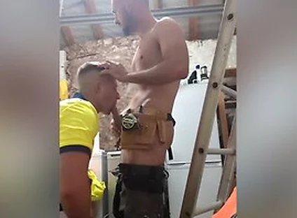 Tradie Lad Drops To His Knees