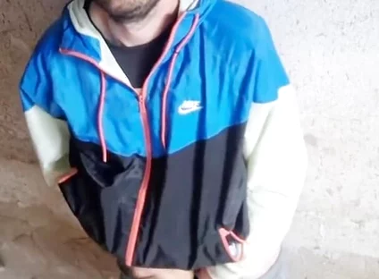 I in an Abandoned Building Where I Go to Masturbate