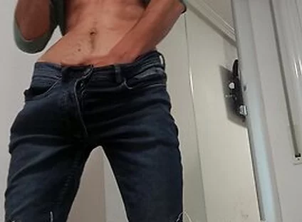 The Dude Shows You His Tight Piece Of Cock Inside His Jeans - Hunk Hands