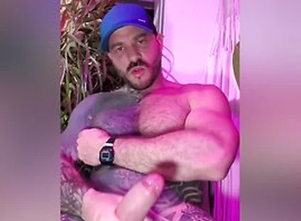Bomb And Cum Play