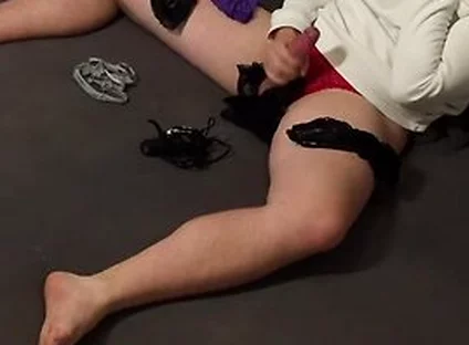 Crossdresser Wearing And Jerking In Stepmoms Panties