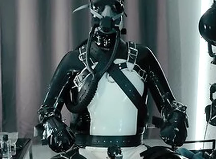 Rubber Pup Bound [pp Training]