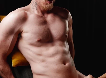 Muscular Aussie Straight Got Edged with Sounding