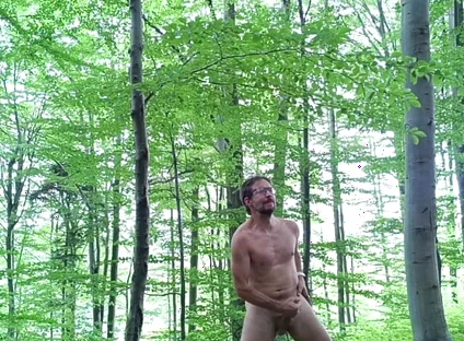 Back at the Scene Rough Forest Fap with Massive