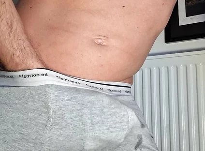 I Hard in My Boxers at the End of the Day