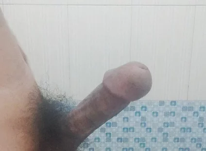 Shaking a Long Cock