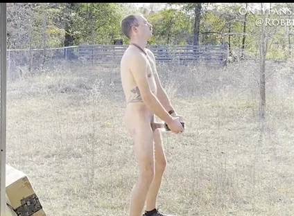 I Decided to Take My Fleshlight Out to the Backyard and Have Some Fun! Enjoy!