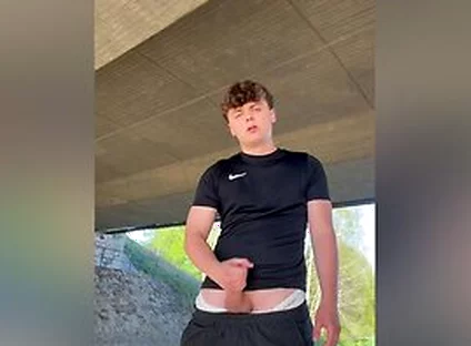 Risky Outdoor Cumshot In Hot Sport Clothing