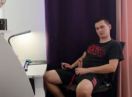 I Tried to Masturbate and Reach an Orgasm, but My Wife Unexpectedly Interrupted Me