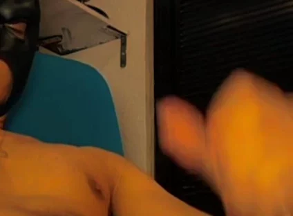 Masturbating in the Room of a Well-endowed, Horny Guy