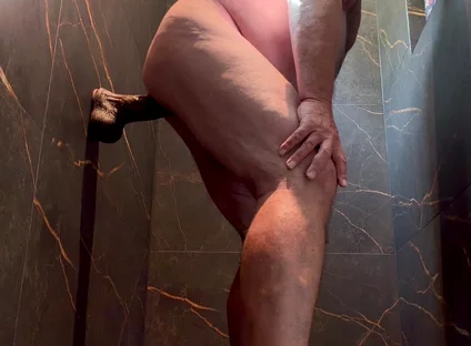 Massive Dildo Attempt