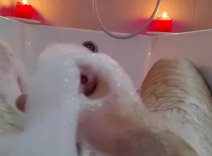 Covered in Foam - My Intense Bathroom Solo Finish