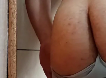 Mayaa Santos Shaking Her Ass in the College Bathroom