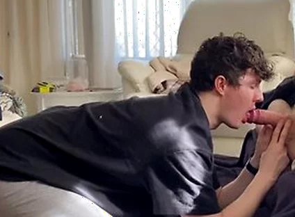 Morning Blowjob And Cum Swallow