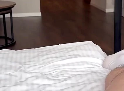 Sexy Vili Had Sex in a Hotel Room Wearing Denim Shorts and Sexy Leggings