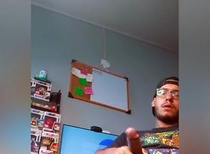 Cum Gamer In The Office Showing His Ass And Filling It With Sperm