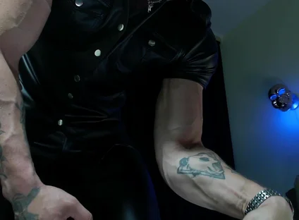 Muscle Worship