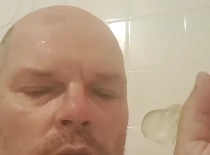 Attached Sucking and Blowing for the Slut