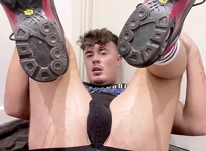 Dildo Fuck Farting Boy Pussy