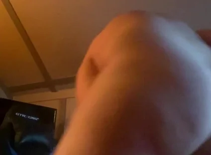 Short Ass Shaking