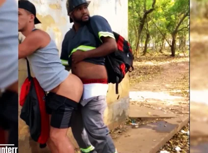 Fucking in the Park and Cumming in His Mouth