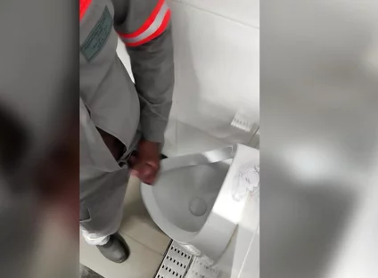 Before Heading Home, a Quickie in the Locker Room