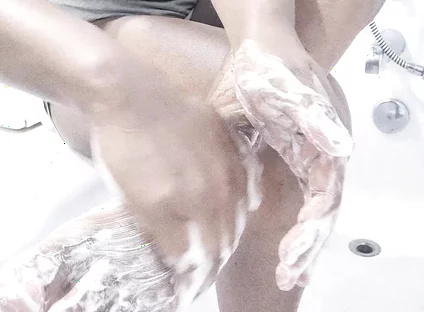 I Clean Sensually My Feet (2025)