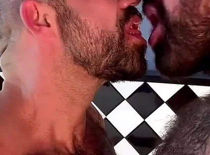 Ferro & Emello