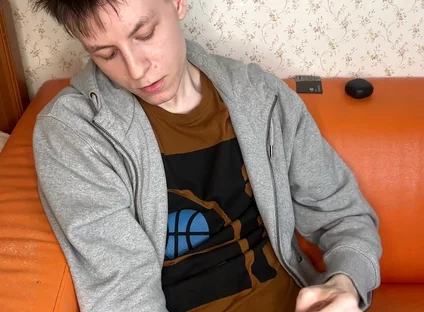 18-year-old's Creamy Dick Burst