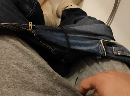 Dirty Pig Hammer on It, Pissing and Socks Toilet