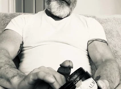 Hot B&w Bate