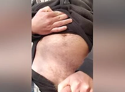Outside Hands Free Cumshot