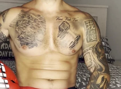 Boxing Cum with No Hands
