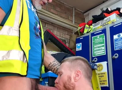 Hung Mature Itapapixxl Barebacking His Ginger Tradesman - Huge Creampie Inside