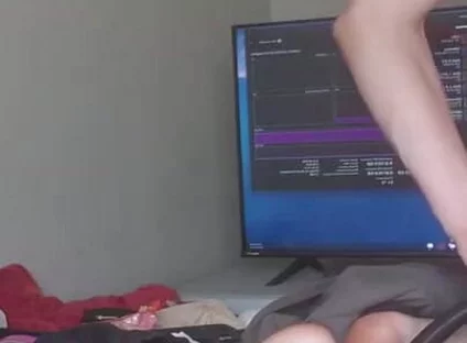 Bubble Butt Boy Turns His Belly Into a Ball