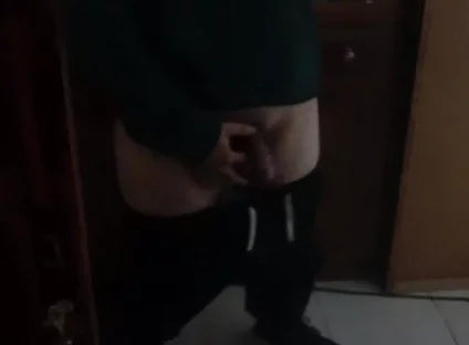 Get Naked in Mirror