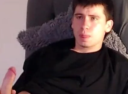 Delicious Latin with 18 Cm Big Cock