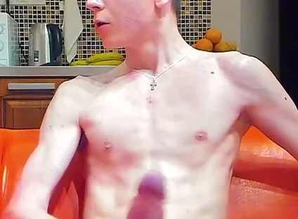 I Watch Porn Again That Makes Me Wet and Cum
