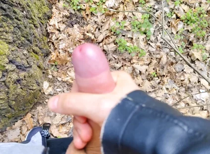 Outdoor Piss, Wank and Cum