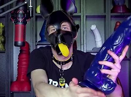 Dildo Unboxing: Luca Xl - Crackstuffers With Puppy Davey