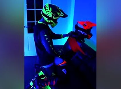 Lights. Gear. Empty Heads. Fetlads