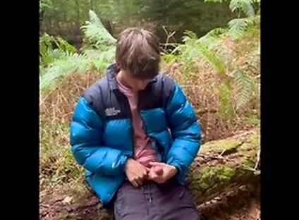 Twink Forest Wank