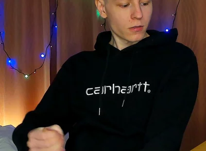 Young Stud's Ecstatic Cum-filled Finish