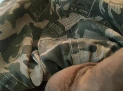 Want to Go to Work Asks to Be Shaken Until Fills My Legs (part 1)