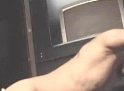 Sucking straigths in glory holes area